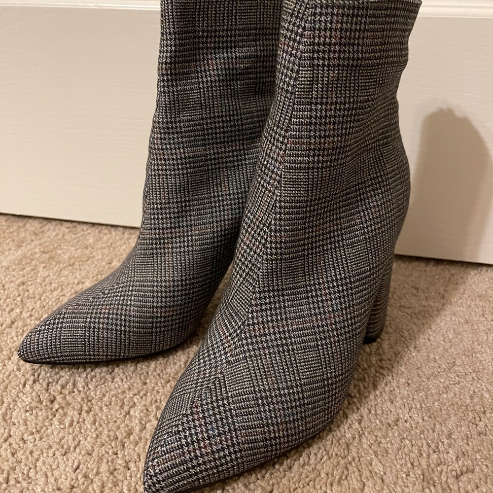 Miss Lola Ankle boots- Plaid